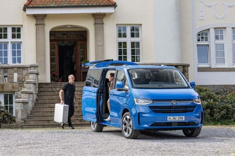 <p>Yeni Transporter'da yükleme hacmi yüzde 10'dan fazla artarak 5,8 m3'e ulaştı. Maksimum taşıma kapasitesi ise 1,33 tona ulaşmış durumda. </p>