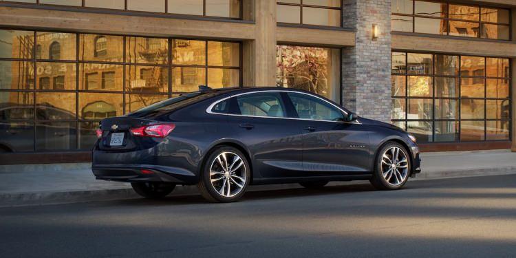 <p>15 - Chevrolet Malibu</p>
<p>6/10</p>