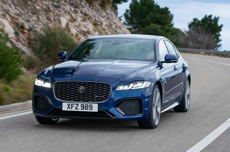 <p>12 - Jaguar XF</p>
<p>7.5 /10</p>
