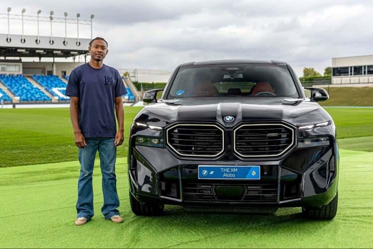 <p><strong>DAVID ALABA: BMW XM <span style="color:#FF0000"><em>(653 HP, 179.900 Euro).</em></span></strong></p>

<p> </p>
