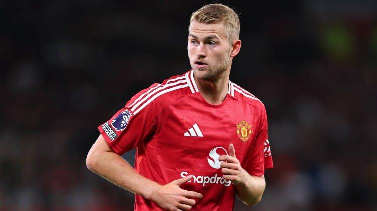 <p>5- De Ligt - Manchester United - 65 milyon euro</p>
