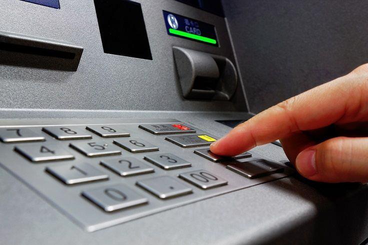 <p>Bankalar güvenlik önlemlerini yetersiz bulunca, BDDK devreye girdi.</p>
<p> </p>