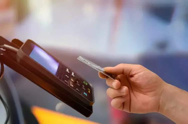 <p>Ancak, düşük miktardaki banknotların eksikliği konusunda vatandaşların tepkileri devam ediyor.</p>
<p> </p>