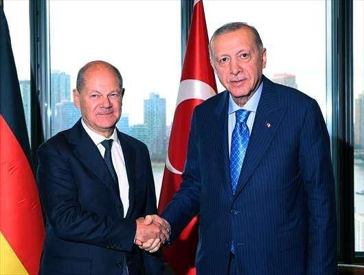 <p>Cumhurbaşkanı Erdoğan'ın Scholz'u kabulü basına kapalı gerçekleşti.</p>