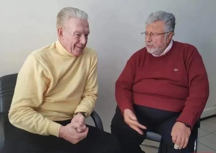 <p><span style="color:#FF0000"><em><strong>'BOZACININ ŞAHİDİ ŞIRACI'</strong></em></span></p>
<p> </p>