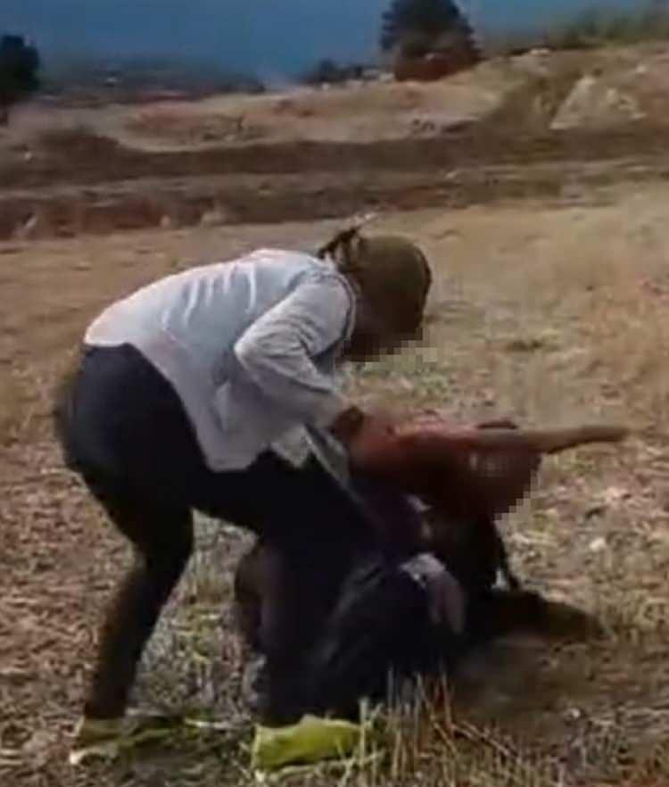 <p>İddiaya göre, Seçil G. adlı kız çobanlık yapan N.Y. koyunlarını otlatırken yanına gelip, çobandan kendisine alkol almasını istedi. </p>