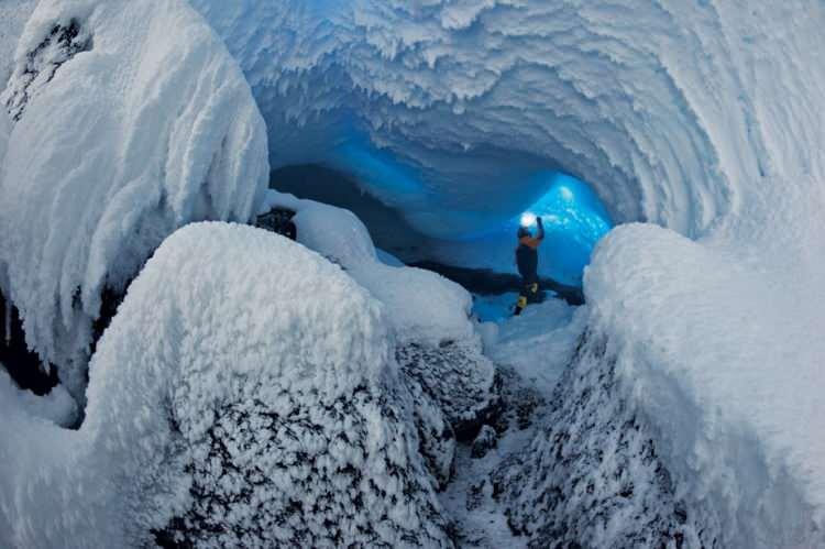 <p>Erebus'un gazı yavaşça saldığı için, altın parçacıkları düzensiz püskürmeler yerine zamanla kristallere dönüşme fırsatı buluyor. </p>

<ul>
</ul>
