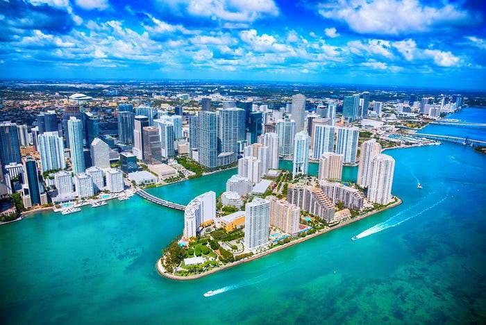 <p><strong><span style="color:#B22222">24)  MIAMI</span>  |  UNITED STATES</strong></p>
