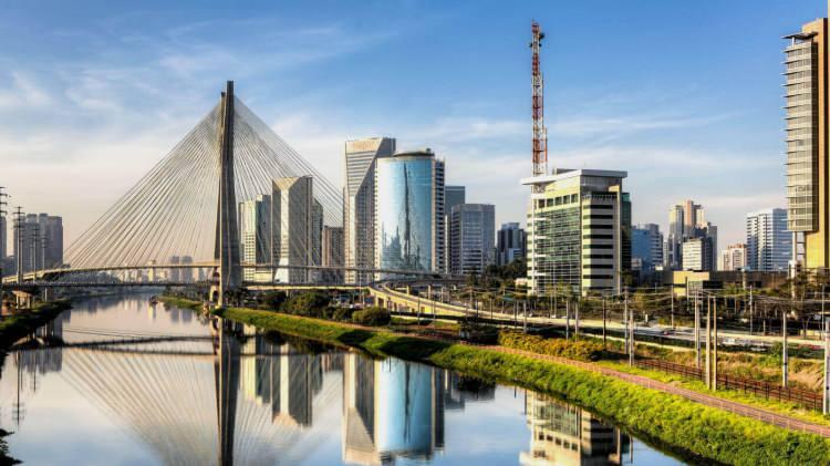 <p><strong><span style="color:#B22222">17)  SAO PAULO </span> |  BREZİLYA</strong></p>
