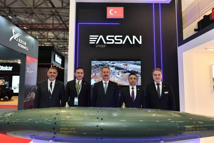 <p>Azerbaycan'da da bazı yatırım planlarının olduğunu belirten Okumuş, "Çeşitli mühimmat satışlarımızın olduğu Azerbaycan'a, uçak bombalarının seri üretiminin yapılacağı tesis kurmaya yönelik çalışmalarımız devam ediyor. Söz konusu tesisin kurulması için anlaşma büyük oranda tamamlandı, çeşitli izin süreçleri devam ediyor." ifadelerini kullandı.</p>

<p> </p>
