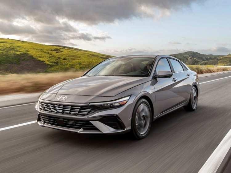 <p><strong><span style="color:#B22222">15) HYUNDAI</span> | GÜNEY KORE</strong></p>
<p> </p>
<p><strong>PİYASA DEĞERİ: 44.9 MİLYAR DOLAR</strong></p>