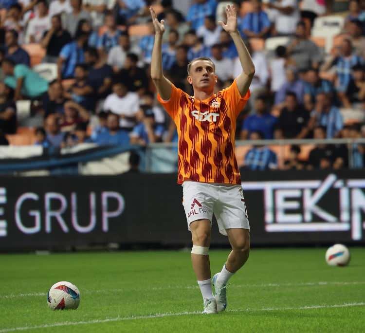 <p>"Galatasaray taraftarıyım"</p>
