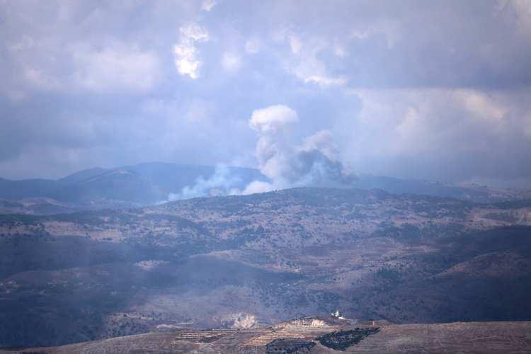 <p>Katil israil ordusu, Filistin'in ardından havadan bomba yağdırdığı Lübnan'a karadan işgale başladı.</p>
