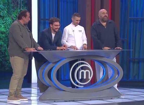 <p>Erim'in zeki hareketi jüri üyeleri tarafından tebrik edildi. </p>