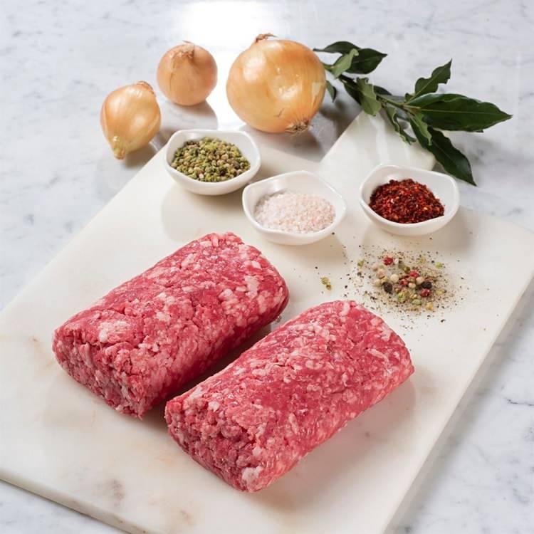 <p><span style="color:#B22222"><strong>TEK TIRNAKLI ET KULLANILAN GIDALAR:</strong></span></p>

<p> </p>

<p>Isıl işlem görmüş dana sucuk, dana etli kuru fasulye yemeği, çiğ lahmacun harcı (dana-kuzu karışık), lahmacun harcı, çiğ kırmızı et, dana eti, karkas et, tas kebabı, kırmızı et, çiğ lahmacun harcı (dana kıyma), dana etli kuru fasulye yemeği, Adana kebap, dana-kuzu karışık et.</p>

