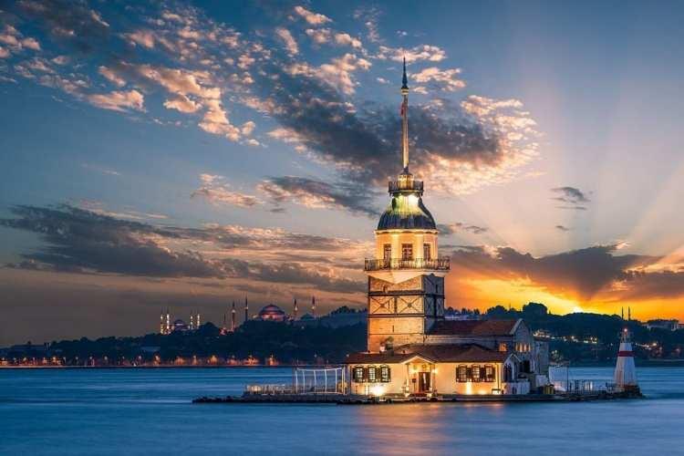 <p><strong><span style="color:#B22222">ÜSKÜDAR</span> | 6 MİLYON 246 BİN TL</strong></p>