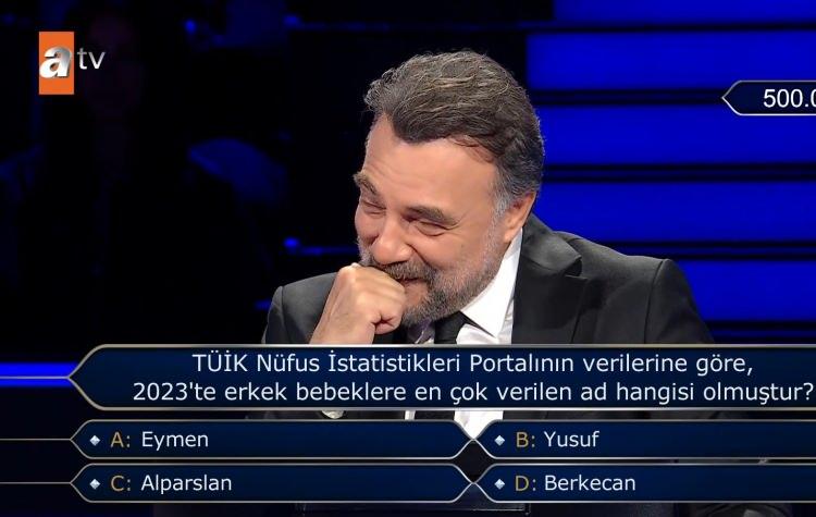 <p><span style="color:#000000"><strong>Bir süre düşünen Çulha, yanıt vermek istedi.</strong></span></p>
