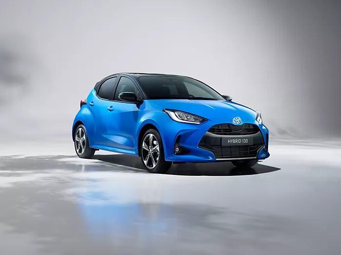 <p><span style="color:#B22222"><strong>YARİS HYBRİD FİYAT LİSTESİ</strong></span></p>
<p> </p>
<p>1.5 Hybrid Flame e-CVT 1.539.500 TL 1.424.500 TL<br />
1.5 Hybrid Passion X-Pack e-CVT 1.748.500 TL 1.617.500 TL</p>