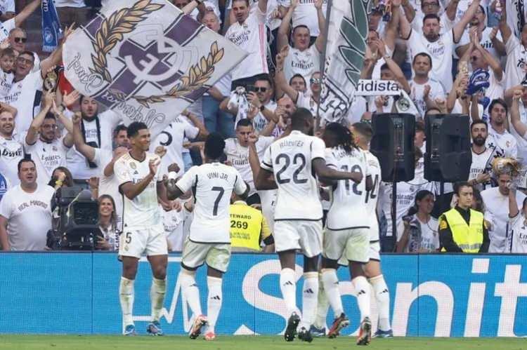 <p>2054 - REAL MADRID</p>
