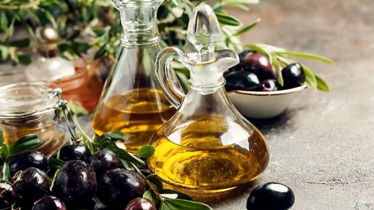 <p><strong>5. MDS HAYV. GIDA TARIM İNŞ. TEKS. OTO.ELEK. ELEKTRO. TUR. SAN. TİC. LTD. ŞTİ DAMLAM AYVALIK Naturel Sızma Zeytinyağı-</strong> 5 L Tohum Yağları Karıştırılması Tespiti</p>