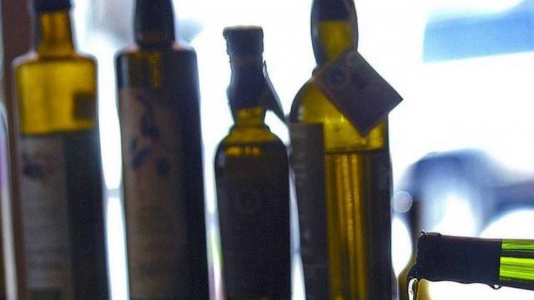 <p><strong>57. ÖZTUĞ ÖZBİRLİK</strong> Natürel Sızma Zeytinyağı Extra Virgin Olive Oil-1 Lt Daha Düşük Kaliteli Zeytinyağı Karıştırılması Tespiti</p>