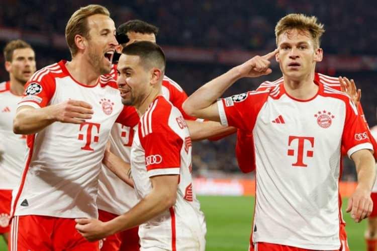 <p><strong>7.</strong></p>

<p><strong>BAYERN MUNİH</strong></p>
