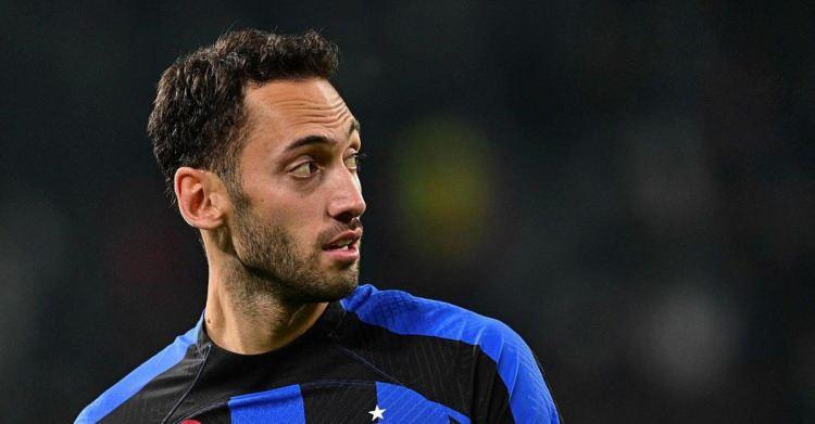 <p>4- Hakan Çalhanoğlu - Inter - 40 milyon Euro</p>
