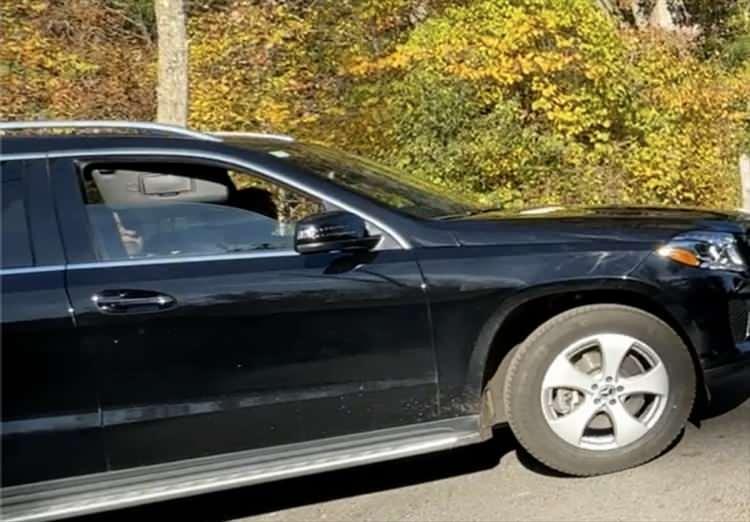 <p>Polis, AA ekibi ile yaptığı görüşmeden sonra Gülen’in özel mülküne girilmemesini ve trafiğin akış halinde olduğu park yeri olmayan geçidin önünden geçen yol kenarında dikkatli olunmasını isteyerek ayrıldı.</p>

<p> </p>
