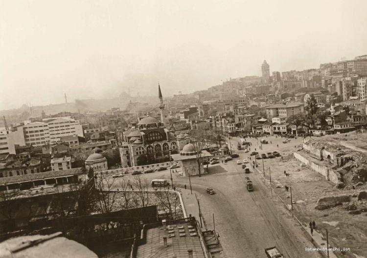 <p><span style="color:#B22222"><strong>Feriköy</strong></span></p>
<p> </p>
<p>Eski adı "Aya Dimitri" olan bu küçük Rum köyü zamanla Mösyö Feri'nin köyü olarak anılmaya başlamıştır.</p>