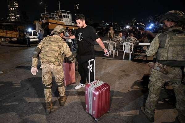 <p>Genelkurmay Başkanlığı ve Dışişleri Bakanlığının organizasyonuyla 23 Temmuz 2006'da Deniz Kuvvetleri Komutanlığına ait TCG İskenderun; TCG Gelibolu ve TCG Bartın gemilerinin refakatinde Beyrut Limanı'na ulaşmıştı.</p>
<p> </p>
