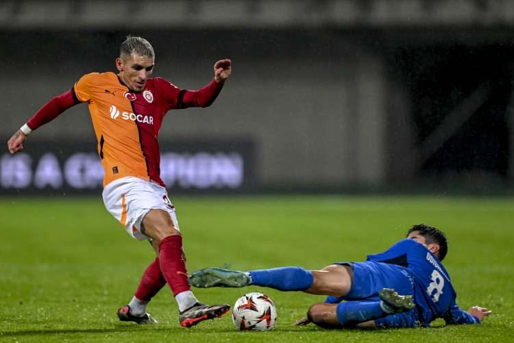 <p><strong>Hakkari </strong></p>
<p> </p>
<p><strong>Galatasaray</strong></p>
<p> </p>