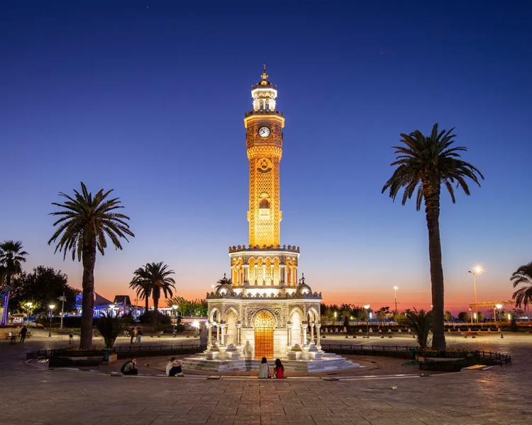 <p> 5. İzmir,</p>
