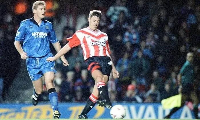 <p>12- MATT LE TISSIER / 140 Kilometre<br />
<br />
Southampton - Newcastle United</p>
