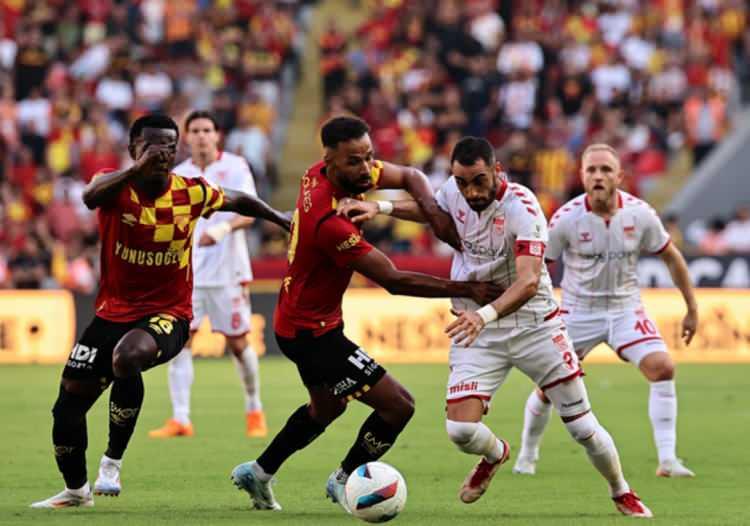 <p>13- Sivasspor: 43 puan</p>