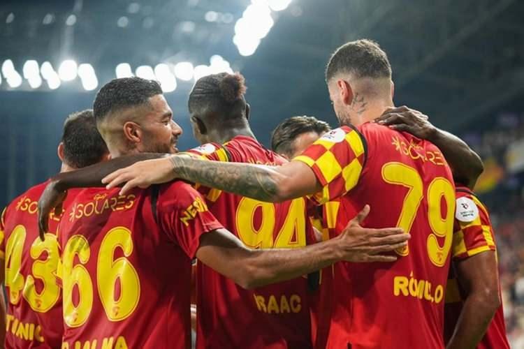 <p>12- Göztepe: 44 puan</p>
