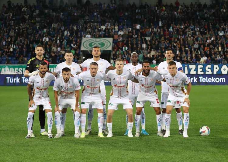 <p>11- Antalyaspor: 44 puan</p>