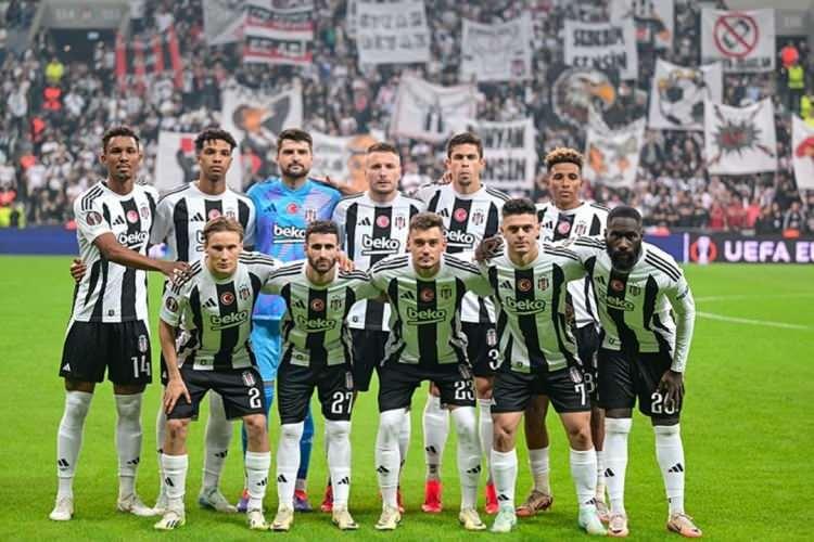 <p><strong>3- Beşiktaş : 76 puan</strong></p>