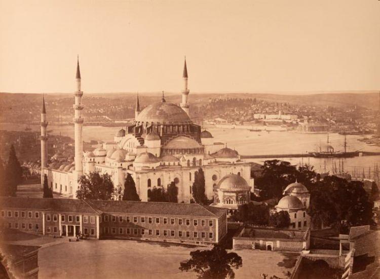 <p>Beyazıt Kulesi'nden Süleymaniye Camii</p>