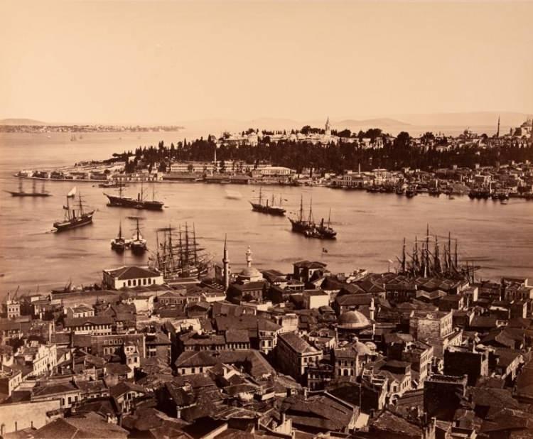 <p>Galata mahallesinden Topkapı Sarayı</p>