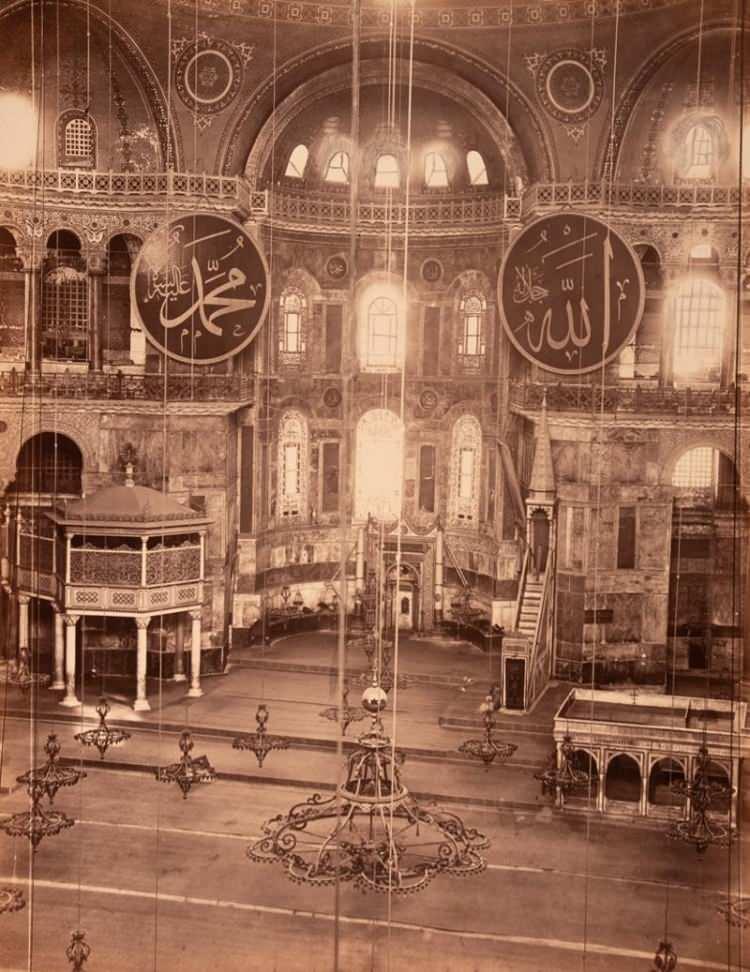 <p>Ayasofya galerisinin iç görüntüsü</p>