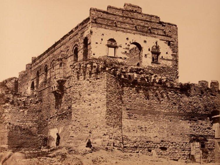 <p>Tekfur Sarayı</p>
