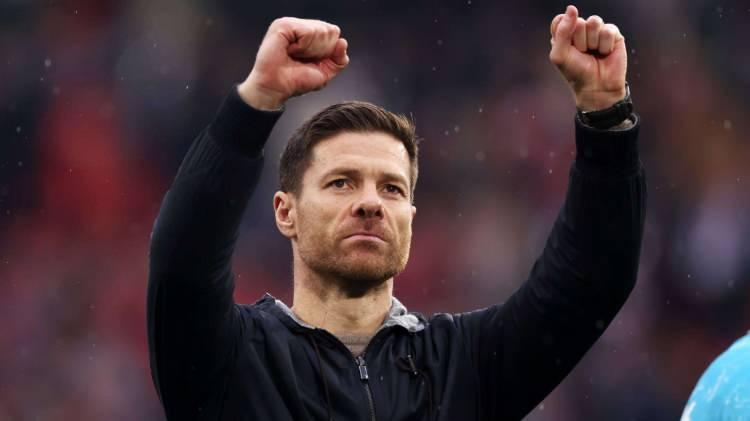 <p><span style="color:#B22222"><strong>15)  </strong></span><strong><span style="color:#B22222">XABI ALONSO</span>  |  </strong><strong>BAYER LEVERKUSEN</strong></p>
