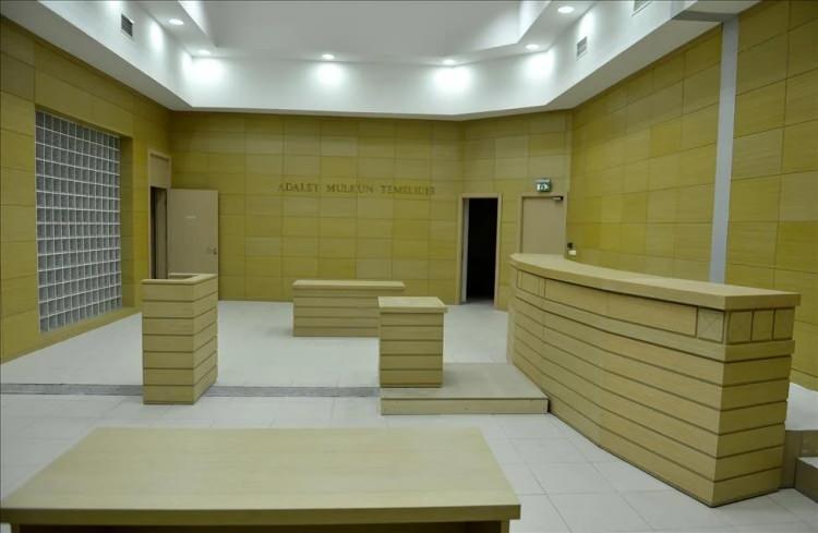 <p>Bozma &uuml;zerine Bursa B&ouml;lge Adliye Mahkemesi 2. Ceza Dairesince yapılan yargılamada tanık ifadeleri dosyaya girdi. Tanık H.C. duruşmada okunan beyanında S.T.'yi tanıdığını, 2007 yılından 2008 yılına kadar &Ccedil;evik Kuvvette g&ouml;rev yaptığı d&ouml;nemde S.T.'nin sohbet toplantılarına katıldığını, daha sonra komiser yardımcısı olduğunu ifade etti.</p>

<p>Tanık K.K. ise duruşmada okunan beyanında, 2011 yılında Rize'de komiser yardımcılığı sınavına hazırlanırken S.T. ile sınavdan iki g&uuml;n &ouml;nce ders &ccedil;alışmaya &ouml;rg&uuml;te ait eve gittiklerini, A. isimli kişinin kendilerine yemin ettirip sonra soruların olduğu bilgisayarı bırakarak &ccedil;alışmalarını s&ouml;ylediğini, daha sonra sınava girdiklerini bildirdi.</p>
