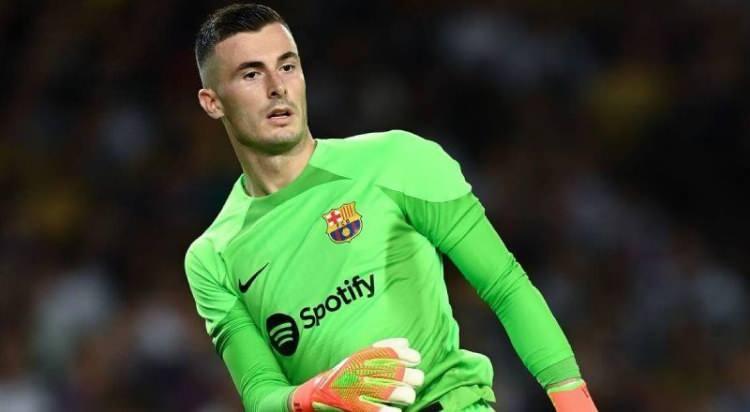 <p>Muslera'nın ayrılması halinde İspanyol file bekçisi Galatasarayda geçirdiği kısa sürede başardıkları ile taraftarı heyecanlandıracak bir transfer olacaktır.</p>