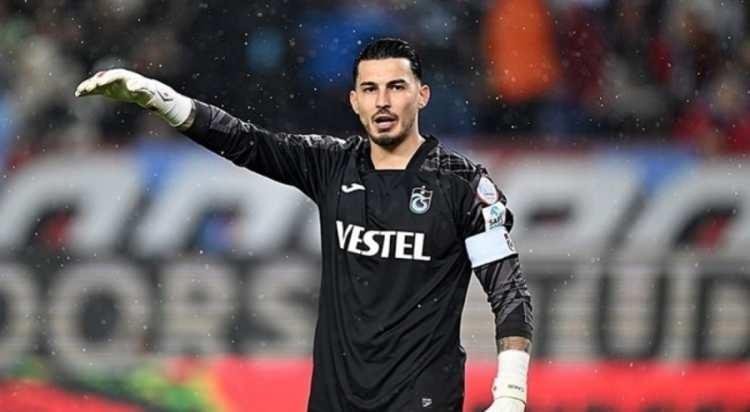 <p>Listedeki güçlü adaylardan biri de Trabzonspor forması giyen Milli kaleci Uğurcan Çakır olduğu belirtildi.</p>