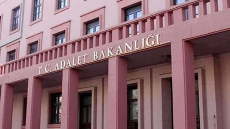 <p>Adalet Bakanlığı</p>

<p> </p>

<p> </p>
