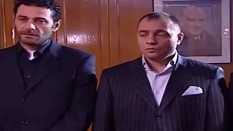 <p><strong>Bu itiraf, dizinin hayranları arasında şaşkınlıkla karşılandı. Kurtlar Vadisi, yayınlandığı dönem boyunca büyük bir izleyici kitlesi edinmiş ve Türk televizyon tarihine damga vuran yapımlardan biri olarak anılmaya devam etmişti.</strong></p>