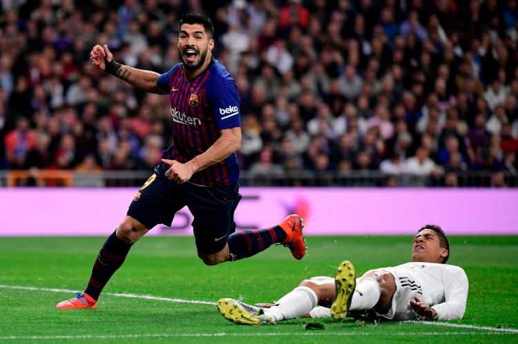 <p><span style="color:#B22222"><strong>19- Real Madrid - </strong><strong>Barcelona: </strong></span></p>
<p> </p>
<p><strong>1.6 milyar Euro </strong></p>
<p> </p>
<p><strong>(</strong><strong>27 Şubat 2019</strong>)</p>
<p> </p>
<p> </p>