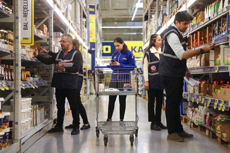 <p>Milyonlarca vatandaşa hileli ürün yediren markalar sağlığa zararlı ürünlerle vatandaşın canını hiçe sayıyor. </p>