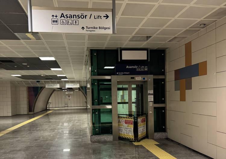 <p>Bostancı-Parseller Metro Hattı'nda 4 istasyon tam kapasite çalışmıyor</p>
